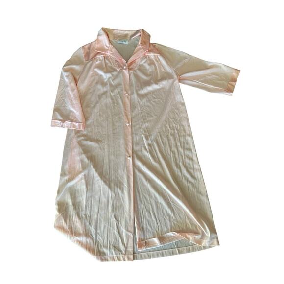 Vintage Vanity Fair Pink Champagne Button Up Pockets Sleepwear Shirt Size Medium - Picture 1 of 8